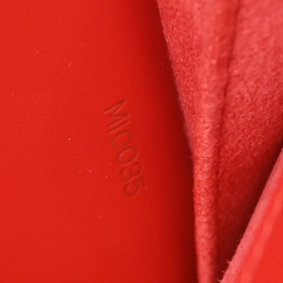 Louis Vuitton Red Epi Pont Neuf Handbag - Picture 10 of 10